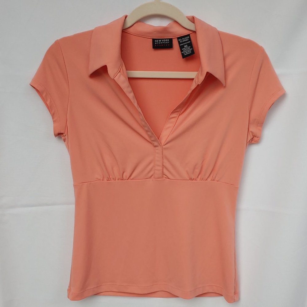 💰3/$25 NY & Co V-Neck polo Stretch Top XS